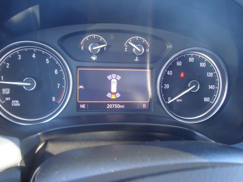 Used 2023 Buick Enclave Essence w/ Experience Buick Package image 28