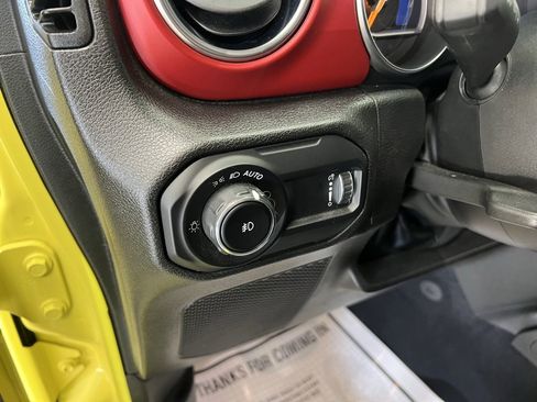 Used 2023 Jeep Wrangler Unlimited Rubicon w/ Dual Top Group image 13