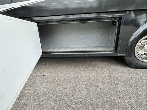 Used 2016 Mercedes-Benz Sprinter 3500 w/ Swivel Seat Package image 5