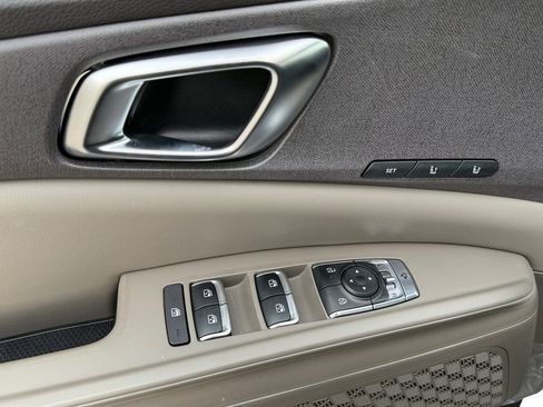 New 2026 Kia Carnival SX FWD image 11