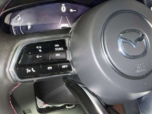 Used 2025 MAZDA CX-70 Plug-In Hybrid w/ Premium Plus AWD/4WD image 17