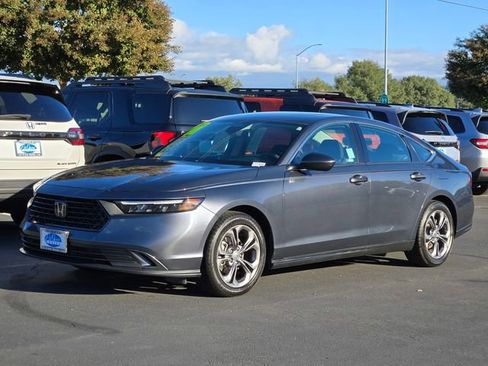 Used 2023 Honda Accord EX image 8