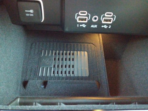 Used 2026 Jeep Grand Wagoneer 4WD image 32