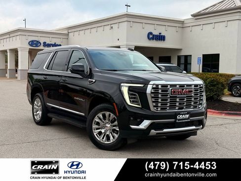 Used 2025 GMC Yukon Denali image 1
