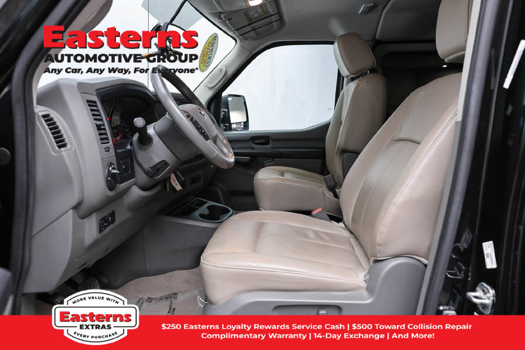 Used 2020 Nissan NV 3500 SL RWD image 15