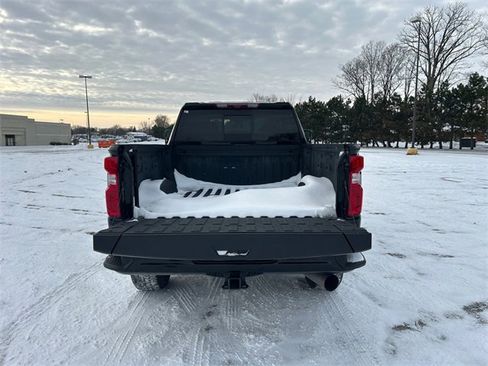 Used 2024 Chevrolet Silverado 2500 High Country w/ Technology Package image 19