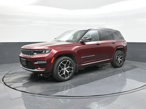 Used 2022 Jeep Grand Cherokee Summit image 1