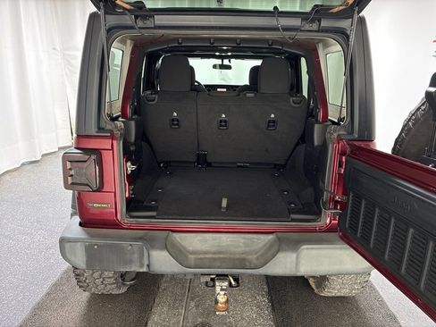 Used 2021 Jeep Wrangler Unlimited Sport AWD/4WD image 7