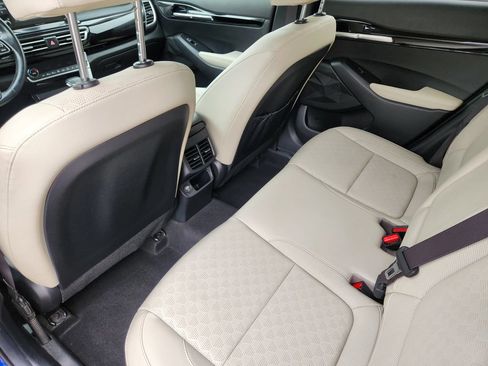 Certified 2021 Kia Seltos EX AWD/4WD image 15