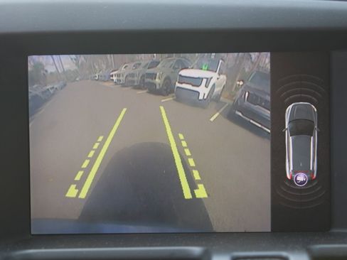 Used 2017 Volvo XC60 T6 Dynamic w/ Climate Package image 44