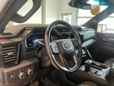 Used 2022 GMC Sierra 1500 AT4 AWD/4WD image 15