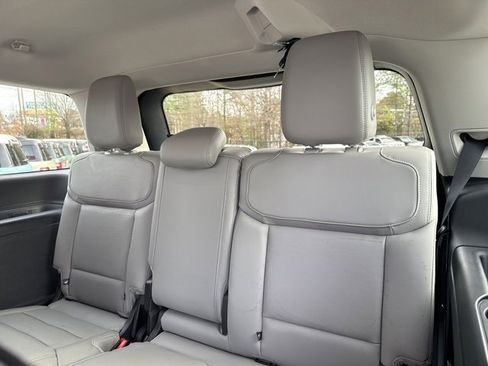 New 2026 Ford Expedition Active image 28