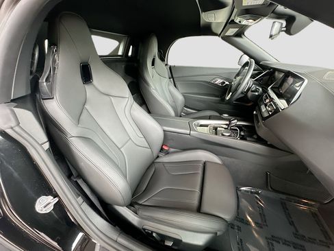 Certified 2022 BMW Z4 sDrive30i image 24