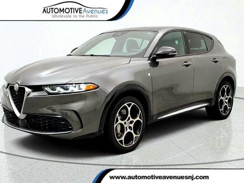 Used 2024 Alfa Romeo Tonale Ti w/ Active Assist Package AWD/4WD image 1