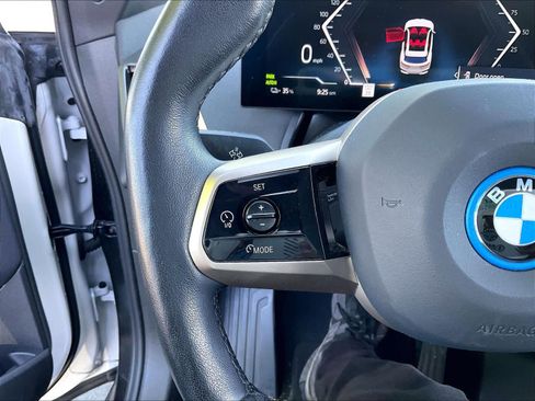 Used 2023 BMW iX xDrive50 w/ Sport Package AWD/4WD image 18