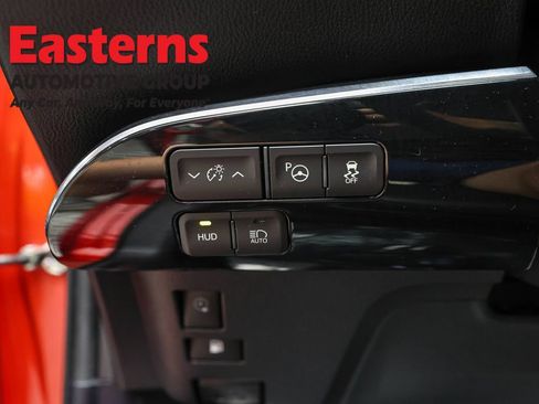 Used 2018 Toyota Prius Prime Advanced FWD image 21