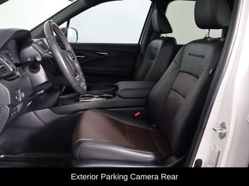 Used 2025 Honda Ridgeline Black Edition image 8