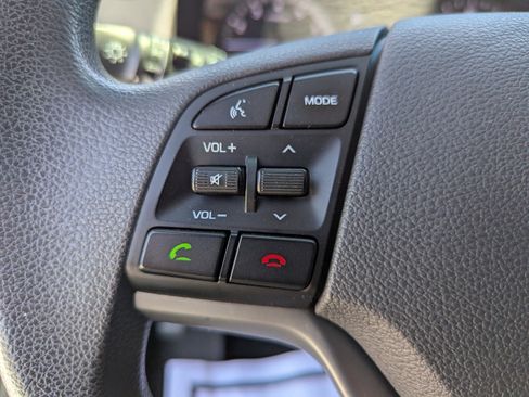 Used 2017 Hyundai Tucson SE AWD/4WD image 14