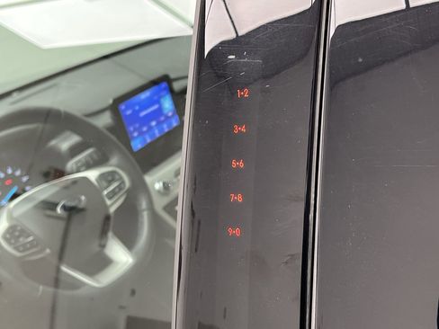 Used 2023 Ford Explorer XLT w/ Equipment Group 202A image 9