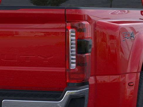 New 2026 Ford F350 XLT w/ 360-Degree Camera Package image 21