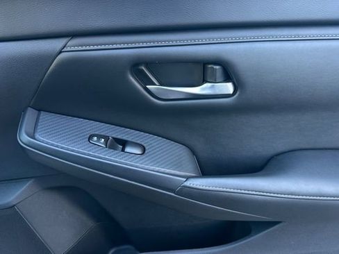 Used 2023 Nissan Sentra SV image 19