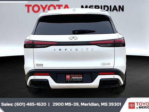 Used 2024 INFINITI QX60 Pure image 4
