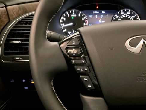 Used 2023 INFINITI QX80 Premium Select w/ Cargo Package image 18