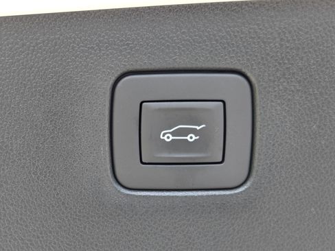 New 2026 Buick Envista Sport Touring FWD image 7