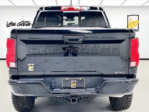 Used 2025 Chevrolet Colorado ZR2 w/ Technology Package image 6