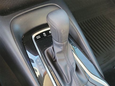 Used 2023 Toyota Corolla LE image 27