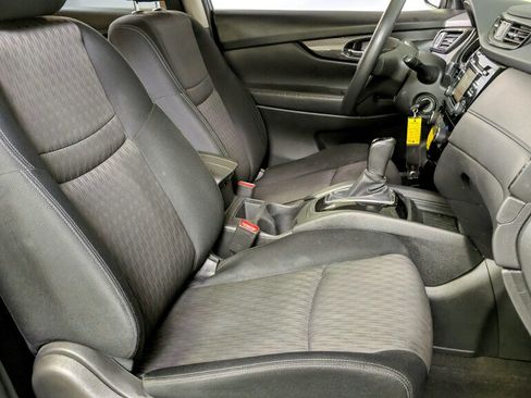 Used 2017 Nissan Rogue S w/ S Appearance Package image 23