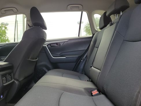 Used 2025 Toyota RAV4 LE FWD image 12