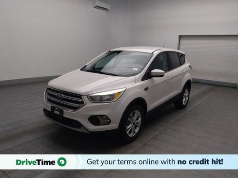 Used 2017 Ford Escape SE AWD/4WD image 1