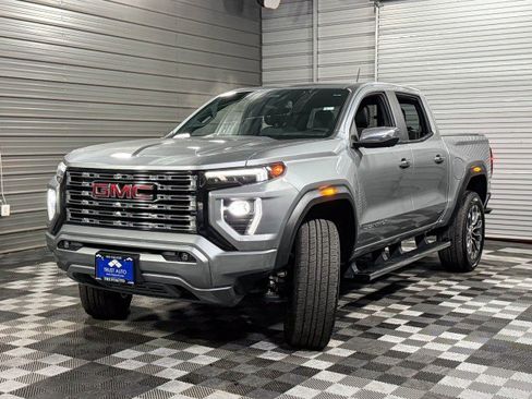 Used 2023 GMC Canyon Denali image 42