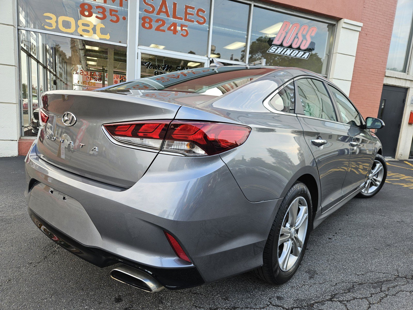 Used 2019 Hyundai Sonata SEL w/ Tech Package 02 FWD image 10