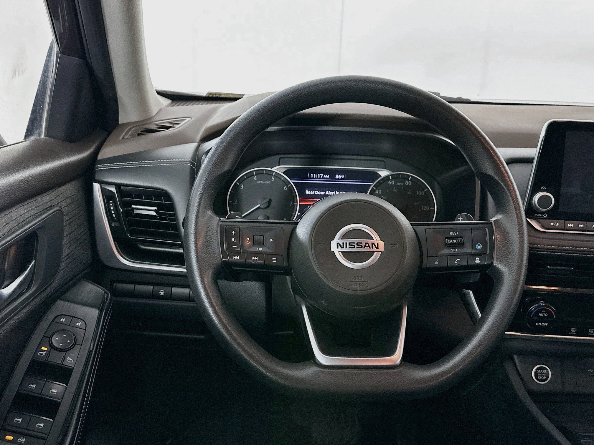 Used 2021 Nissan Rogue SV FWD image 18