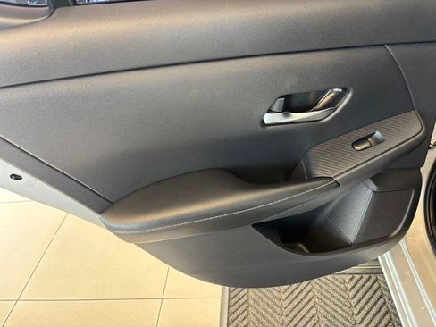 Certified 2023 Nissan Sentra SV FWD image 26