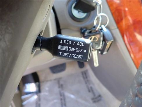 Used 2000 Lexus RX 300 FWD image 15