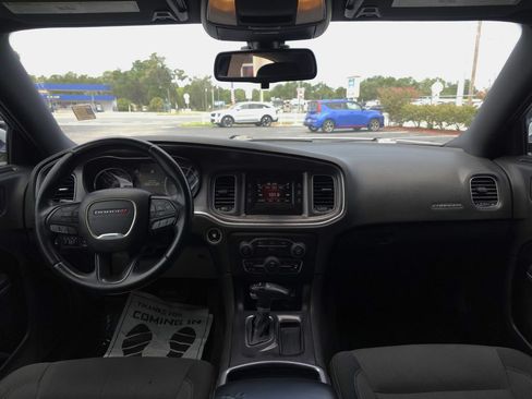 Used 2016 Dodge Charger SE w/ Popular Equipment Group RWD image 18