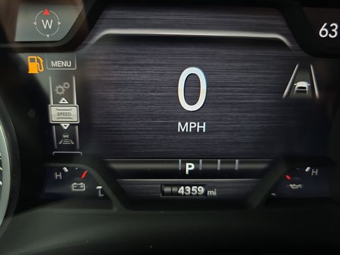 Used 2025 RAM 1500 Laramie image 24