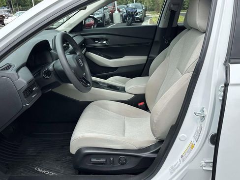 Certified 2024 Honda Accord EX image 4