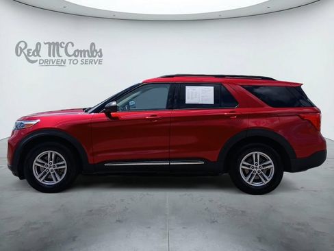 Used 2020 Ford Explorer XLT w/ Equipment Group 202A AWD/4WD image 2