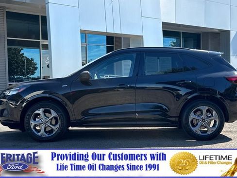 Used 2024 Ford Escape ST-Line AWD/4WD image 7