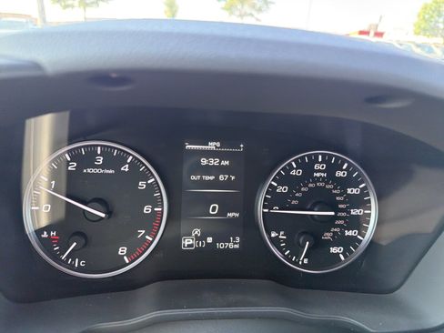 Used 2025 Subaru Forester Premium AWD/4WD image 8