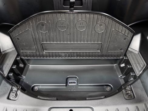 Used 2023 Ford F150 Lightning Platinum AWD/4WD image 26