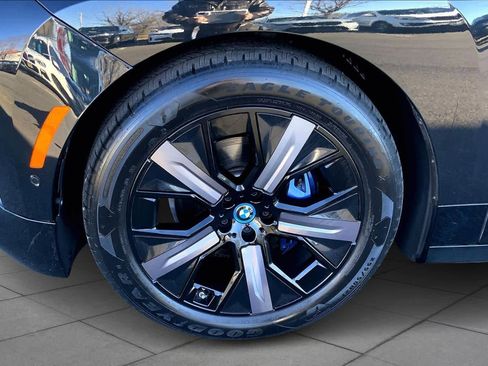 Used 2025 BMW iX M60 AWD/4WD image 10