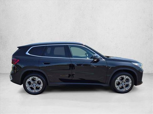 Used 2023 BMW X1 xDrive28i w/ Convenience Package AWD/4WD image 4