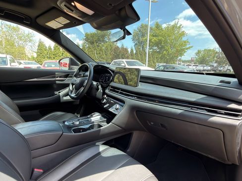 Used 2025 INFINITI QX60 Luxe w/ Black Edition image 13