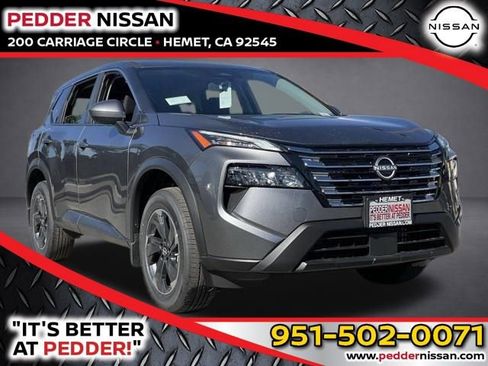 New 2025 Nissan Rogue SV image 2