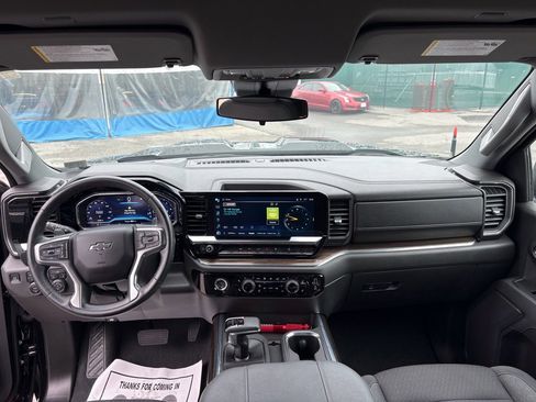 Used 2023 Chevrolet Silverado 1500 LT Trail Boss image 13